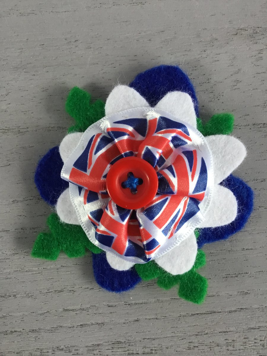 Jubilee Flower Hair Slide 