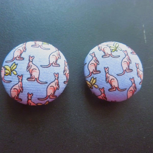 4 Pink Kangaroo Buttons Handmade Vintage Silk Tie 2 Hole Back 1inch
