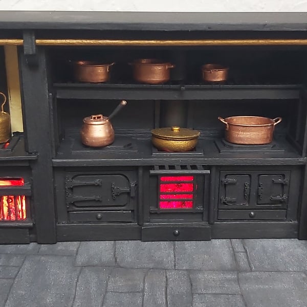 Dolls House Miniature Kitchen Range Cooking Stove 