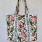 Large tote bag and coin purse matching set in vintage fabric 