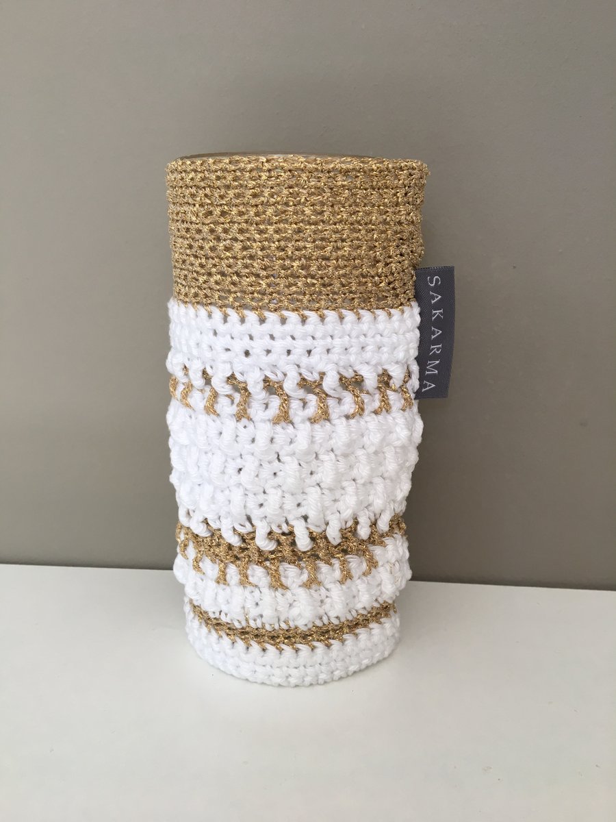 Crochet Vase - Gold & White