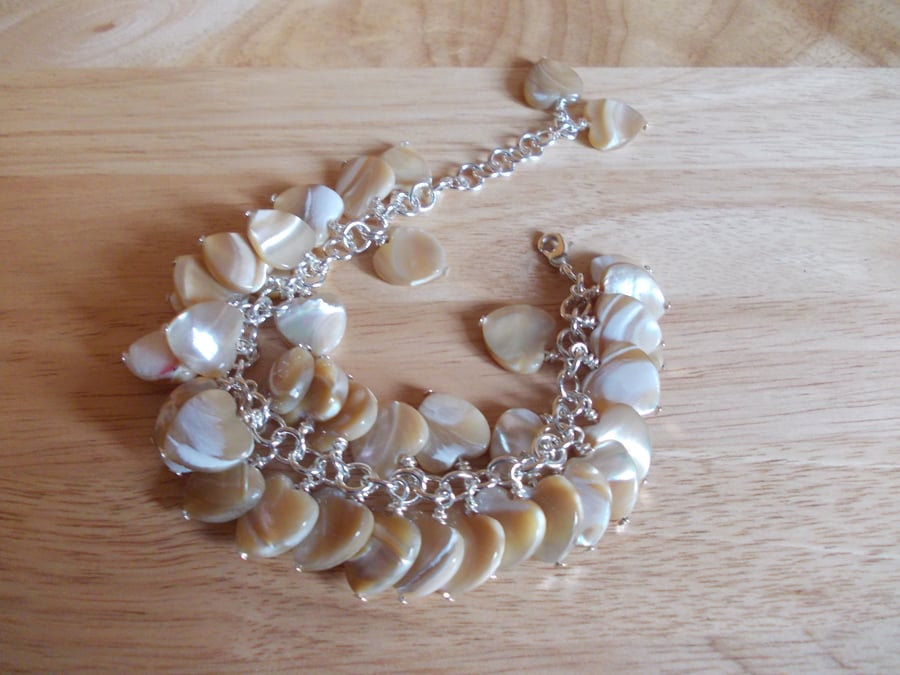 Cream shell charm bracelet