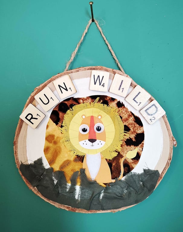 Wooden wall art Run wild (lion)