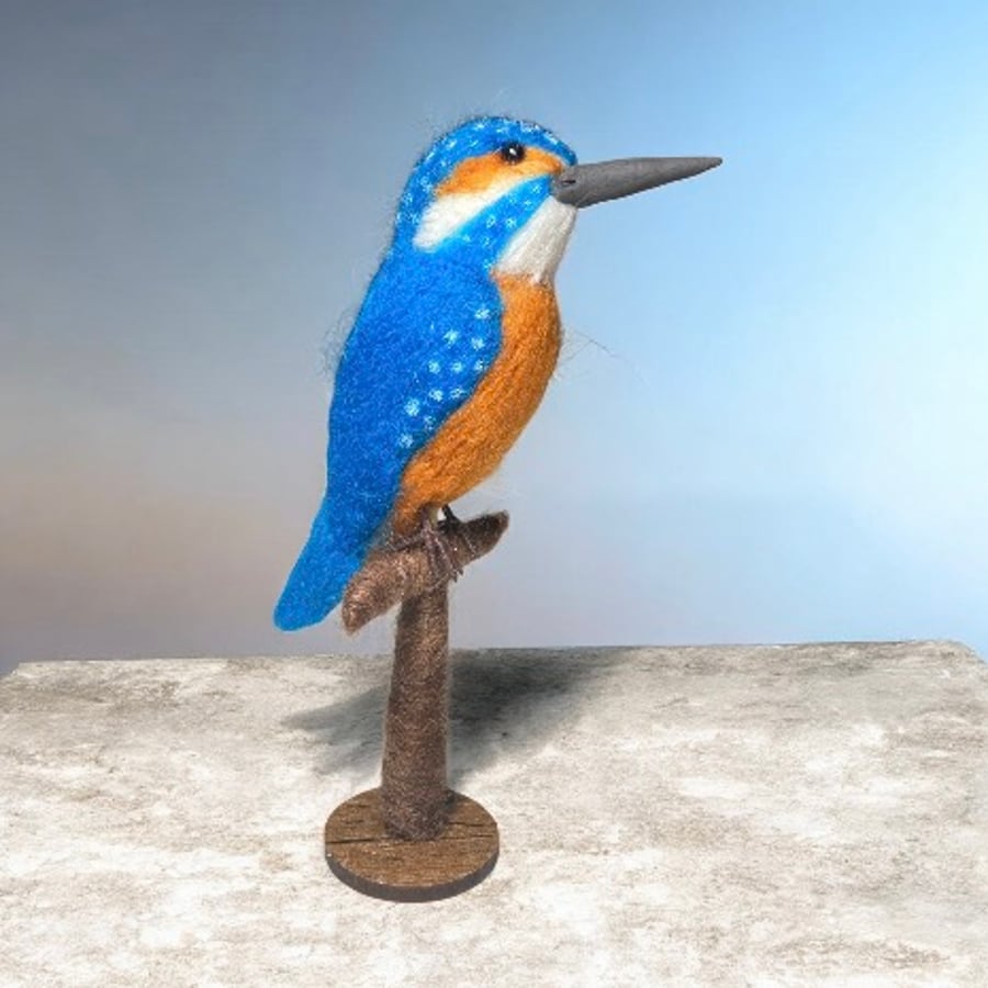 Needle felted mini kingfisher sculpture, textile art