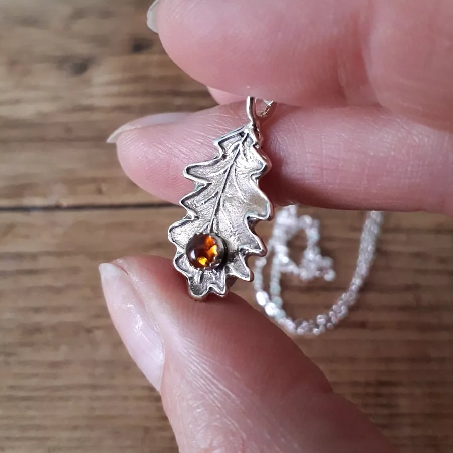Made to order - Oak Leaf Amber Silver Necklace