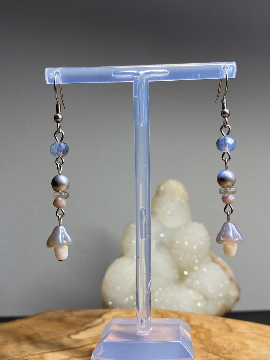 Lainey - Lilac Mushroom Earrings 