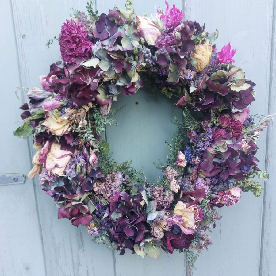Dried Flower Wreath. 28cm Diameter. Handmade. 