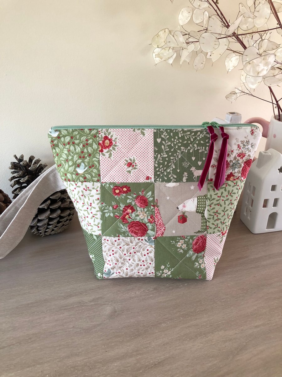 Festive patchwork project bag 6