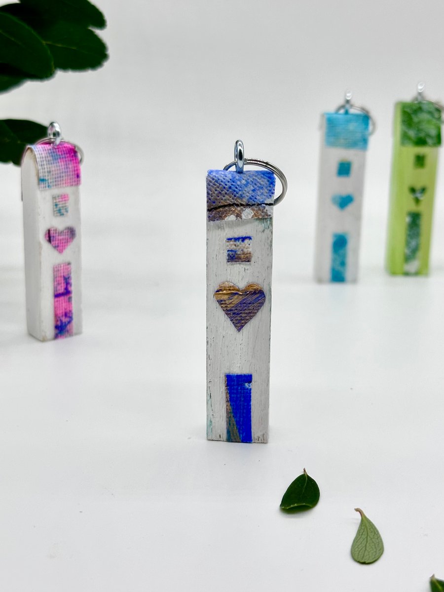 House Cottage Keyring Blue and Gold key fob