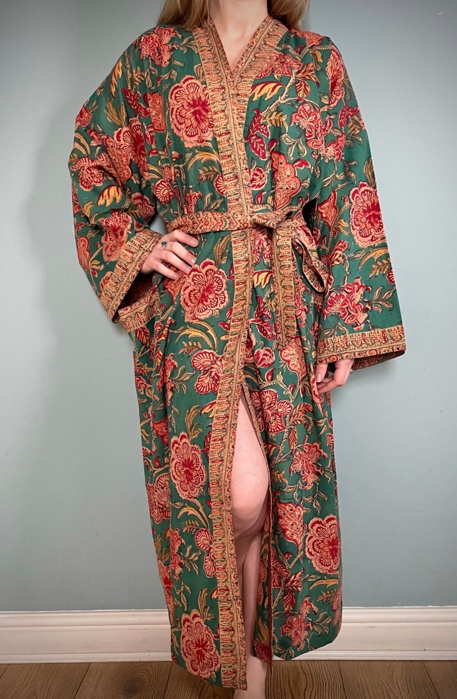 Green cotton kimono robe Dressing Gown with red flowers 
