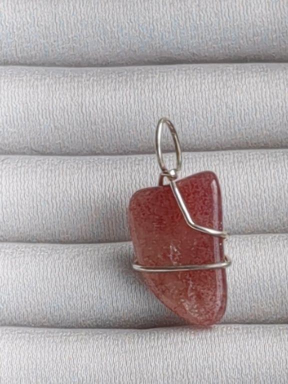 Red adventurine in sterling silver pendant 