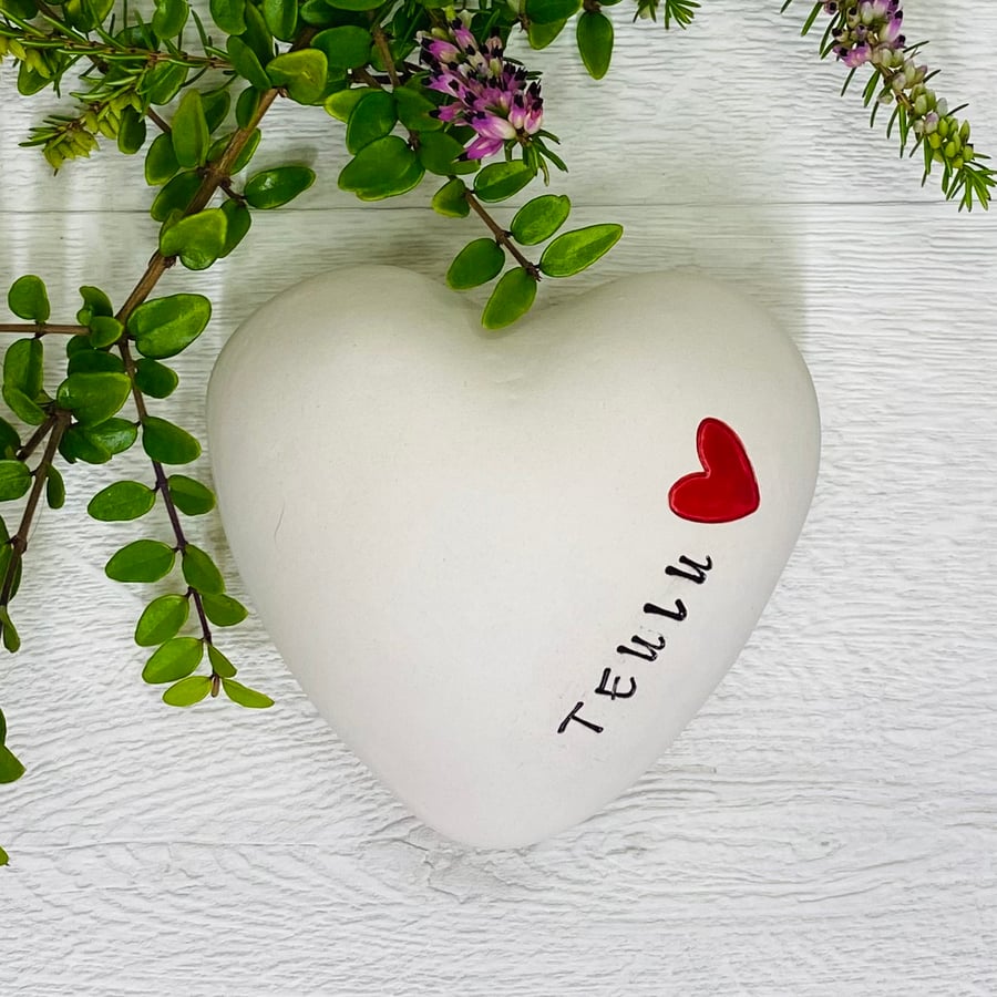 Ceramic heart pebble - Teulu
