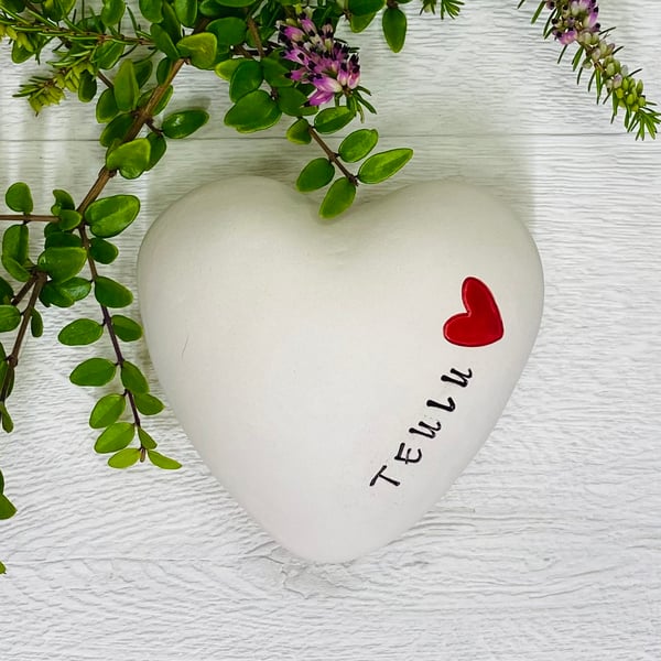 Ceramic heart pebble - Teulu