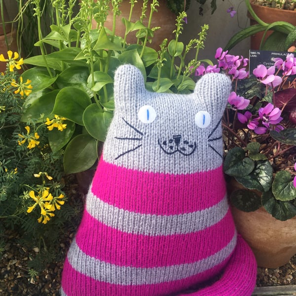 Grey and magenta  handknitted cat 