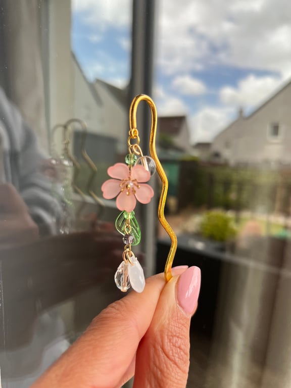 Flower Bookmark with Crystal Beads