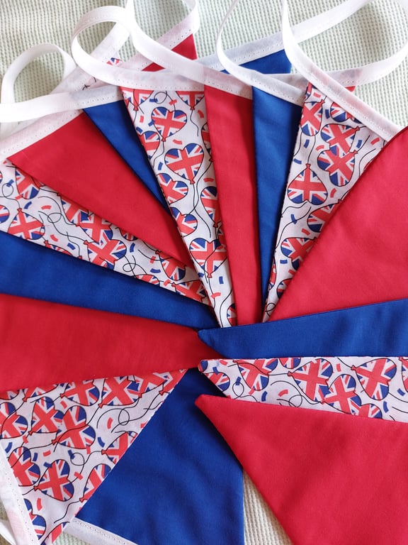 Heart balloon union jack bunting 