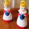 Two hand-knitted choirboys for the Christmas tree or free-standing