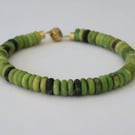 Bracelet Green Turquoise Semi Precious Stone Rondelle Beads Gold Detail Magnet 
