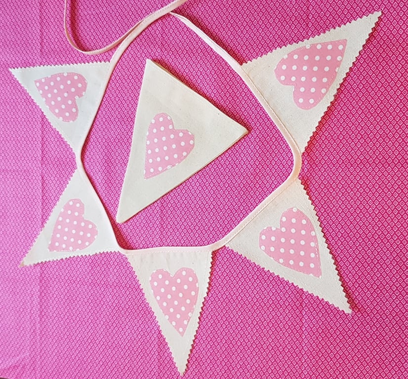 Heart bunting in a bag: polka dot