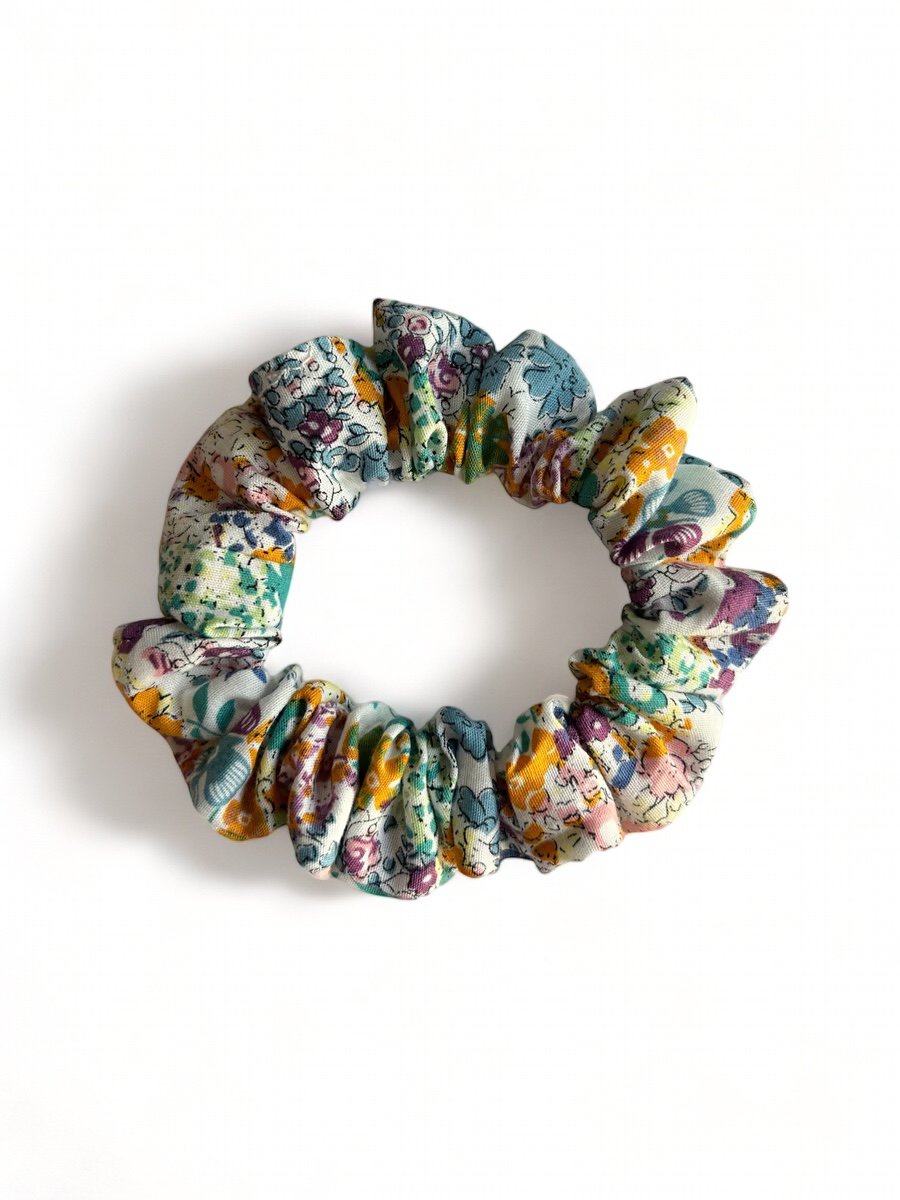 Vintage Floral 100% Cotton Scrunchie - Regular