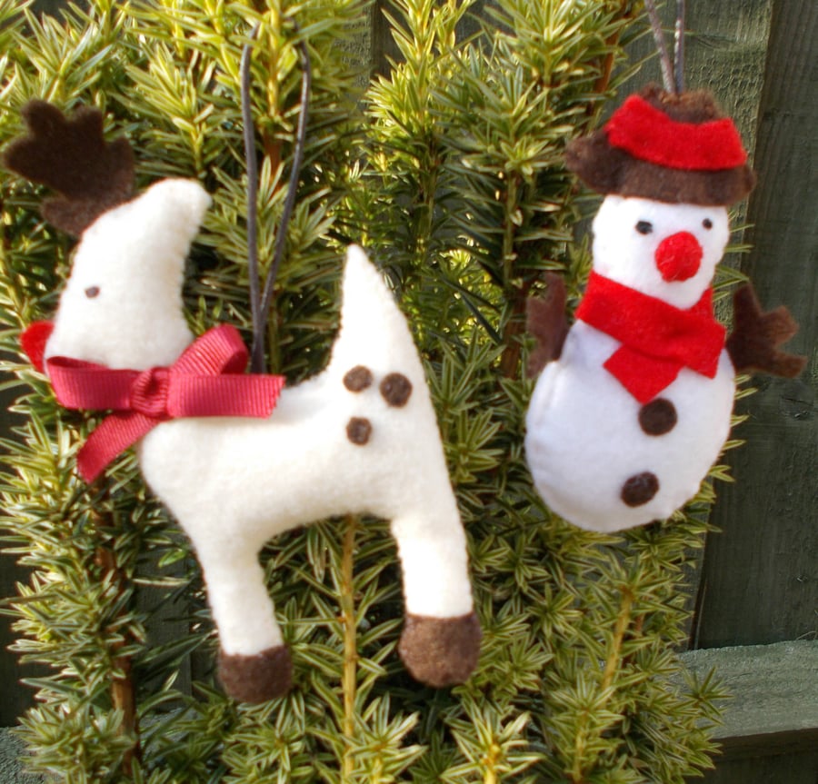 Christmas Snowman and Deer Hanging Decoration