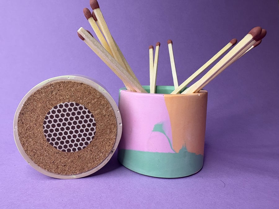Mini Match Pot Holder In Orange Pink Green Colourway 