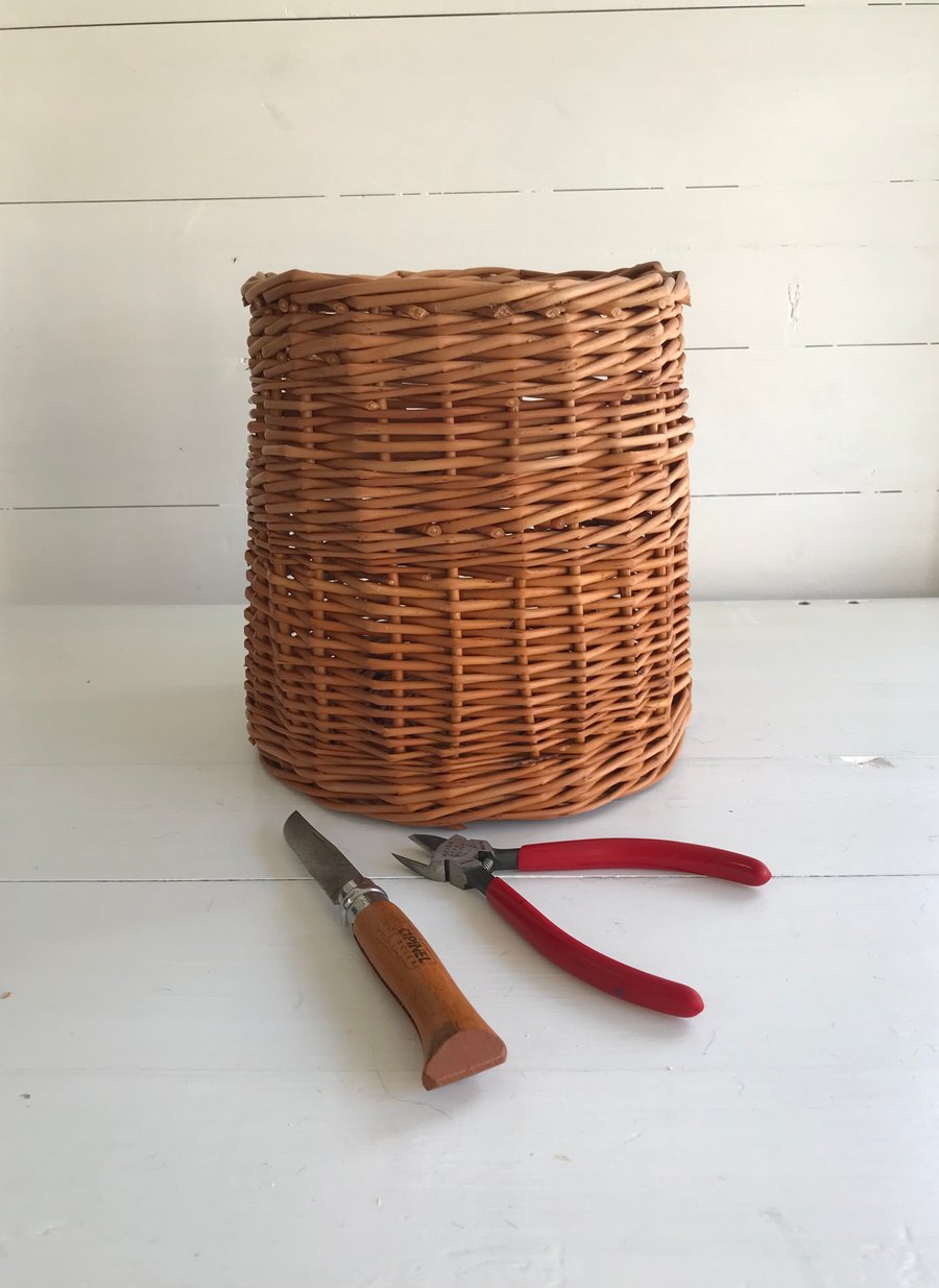 Perfectly Imperfect Willow Round Waste Paper Basket - Handwoven  in Cornwall 686