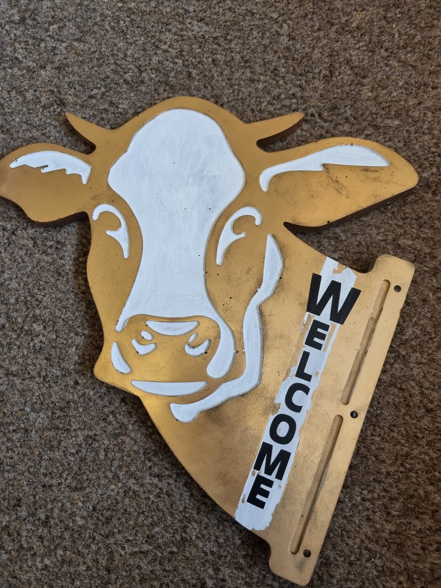 Welcome Cow Sign