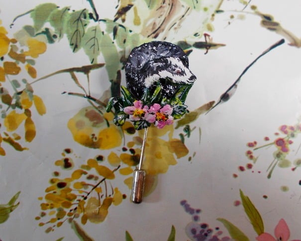 Black & White Clay BADGER & PINK FLOWERS PIN Lapel Brooch HANDMADE HAND PAINTED 