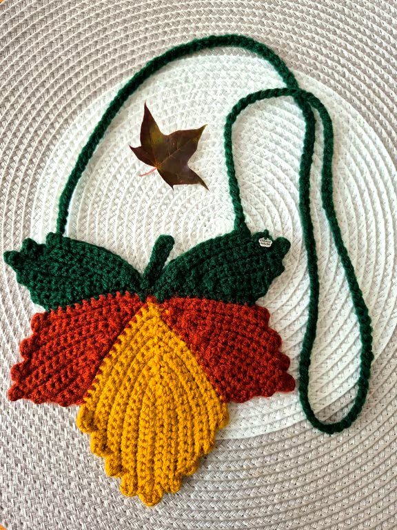Fall season crochet maple leaf bag.