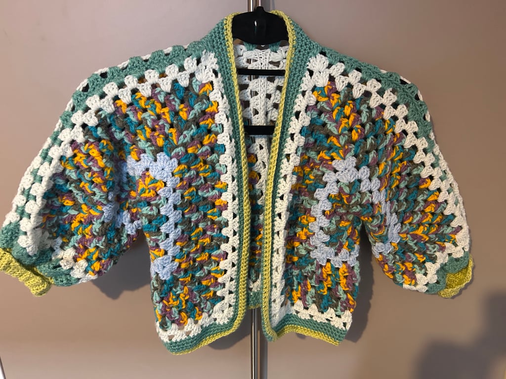 Crocheted Child Cardigan multicoloured age 3-4