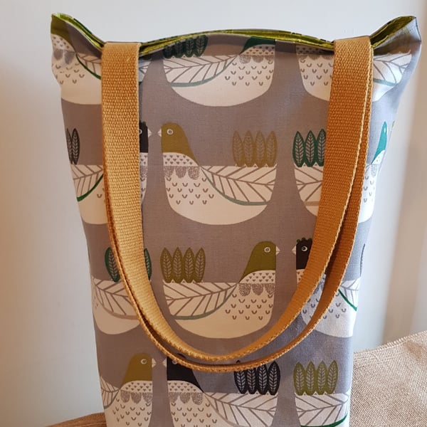 Scandi style tote bag with long handles: Scandi birds