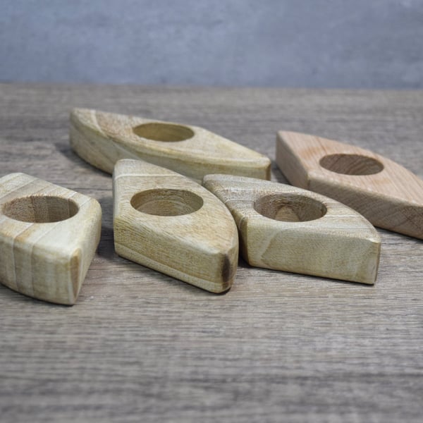 Wooden Thumb Book Holder - Mixed Woods, natural 