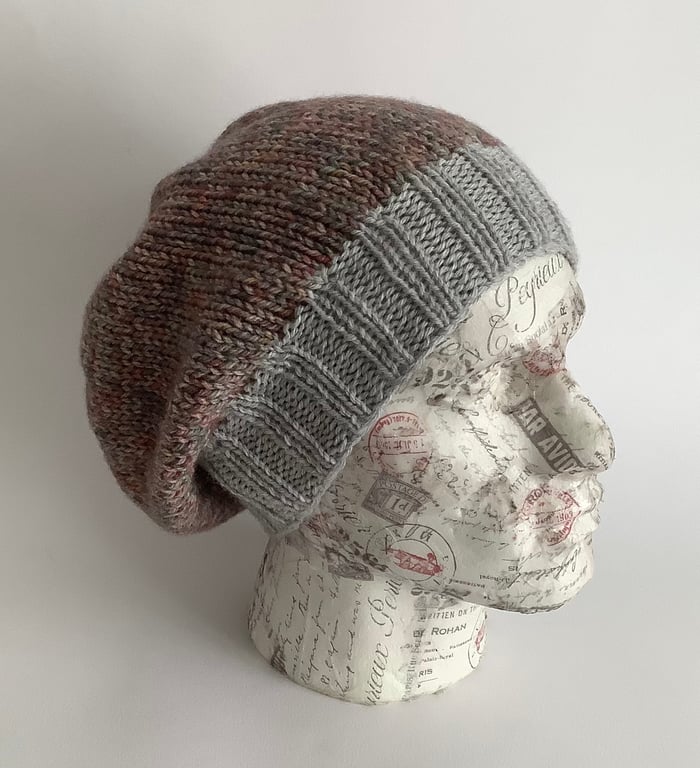 SLOUCH BEANIE hat . ' Riverside' . Soft , wool blend . Grey . Multicoloured.