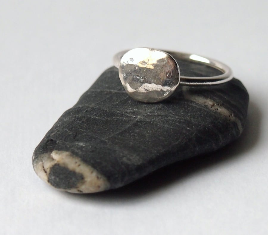  Pebble Silver Ring