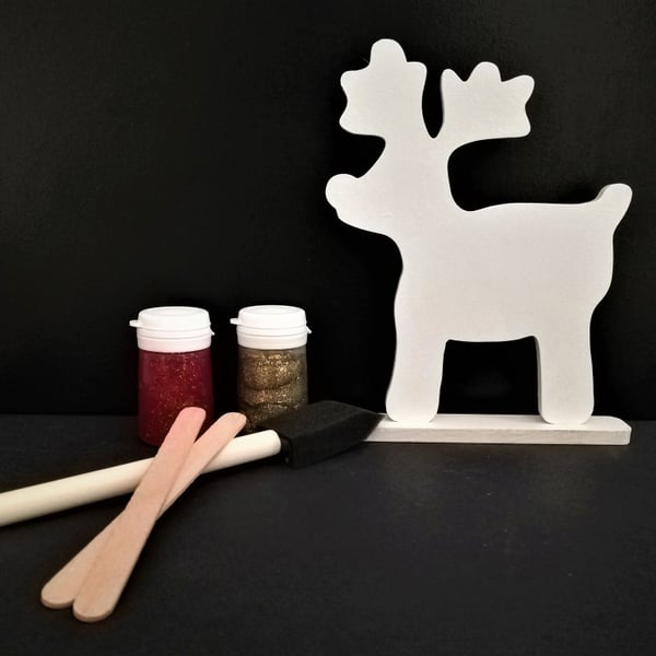 Table Top Decoration, Free Standing Reindeer