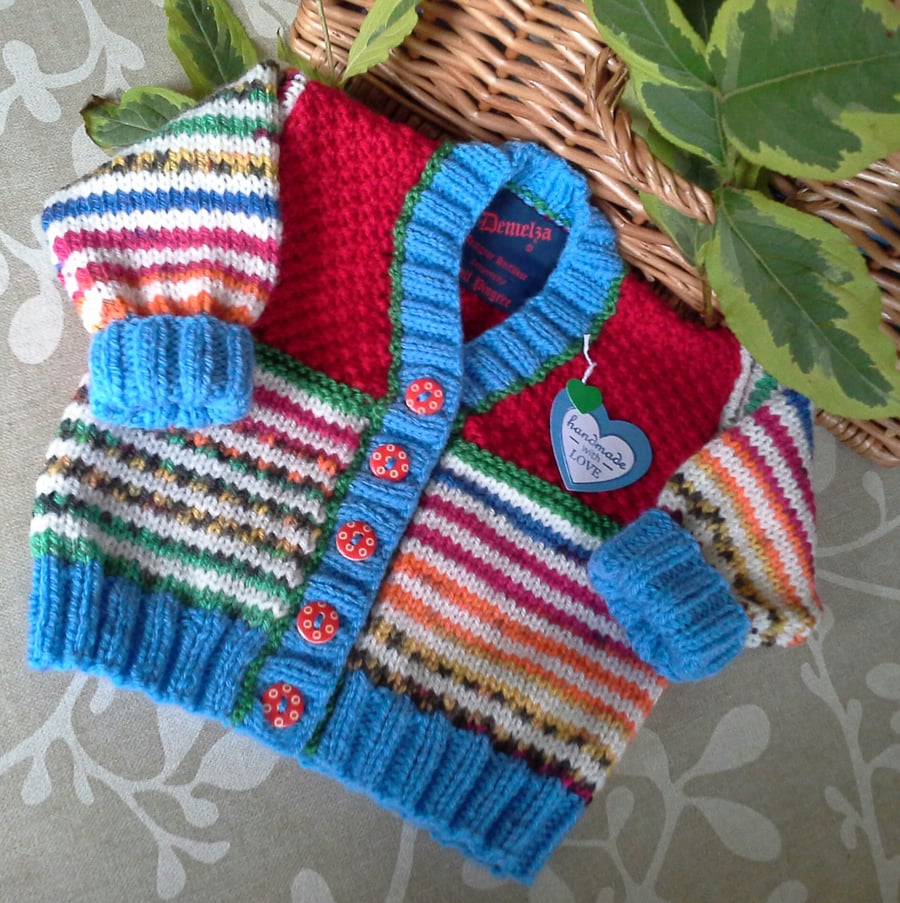 Unisex Baby Cardigan with wool   0-6 months size