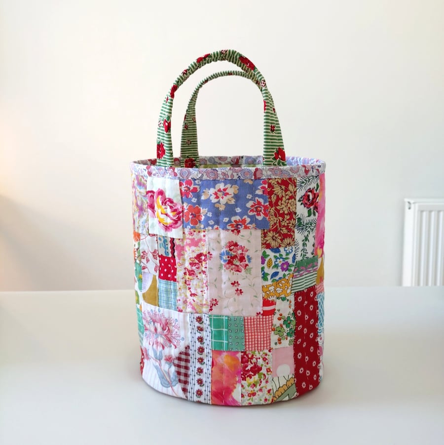 Cotton Patchwork Quilt Bucket Bag, Fabric Basket, Project Bag