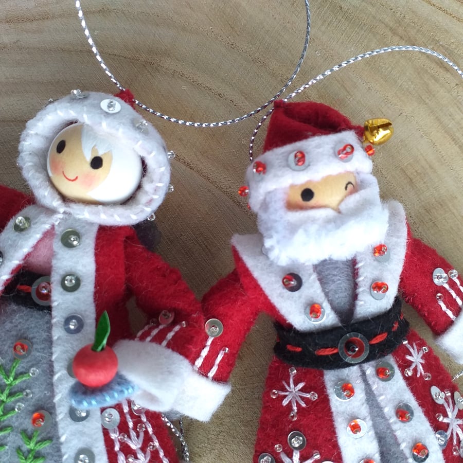 mmmcrafts Handmade Santa Claus and Mrs Claus Ornament, Christmas Tree Decoration