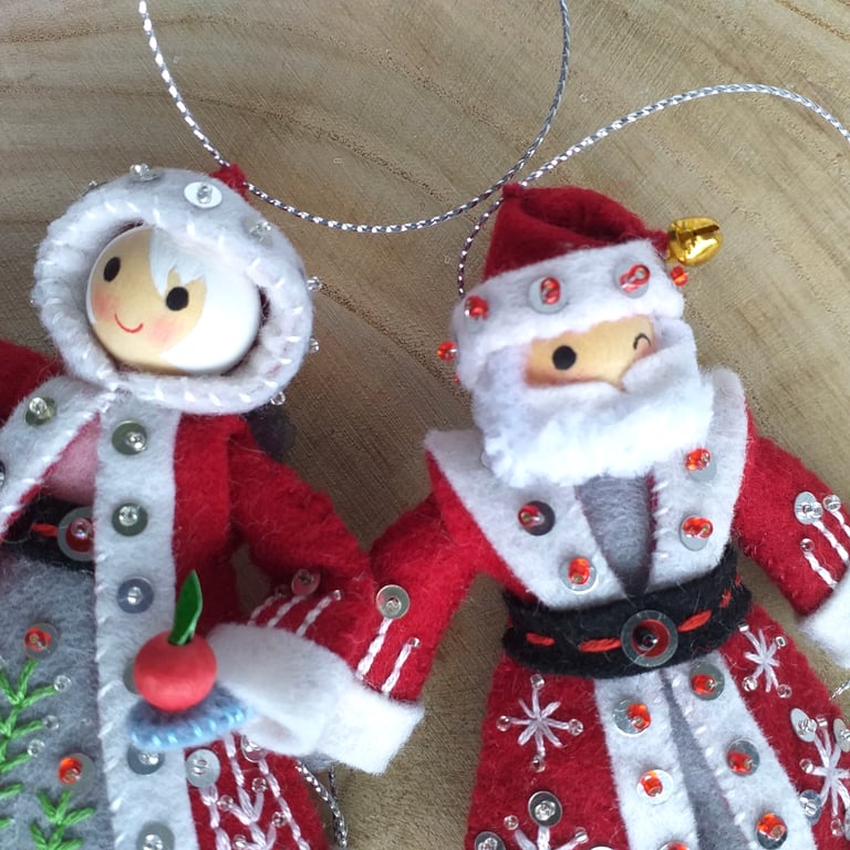 mmmcrafts Handmade Santa Claus and Mrs Claus Ornament, Christmas Tree Decoration