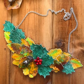 Autumn leaves necklace