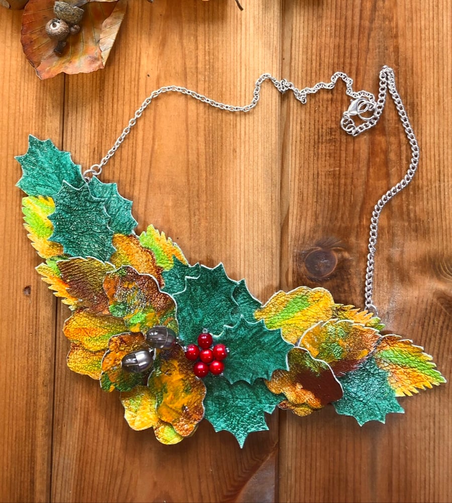 Autumn leaves necklace