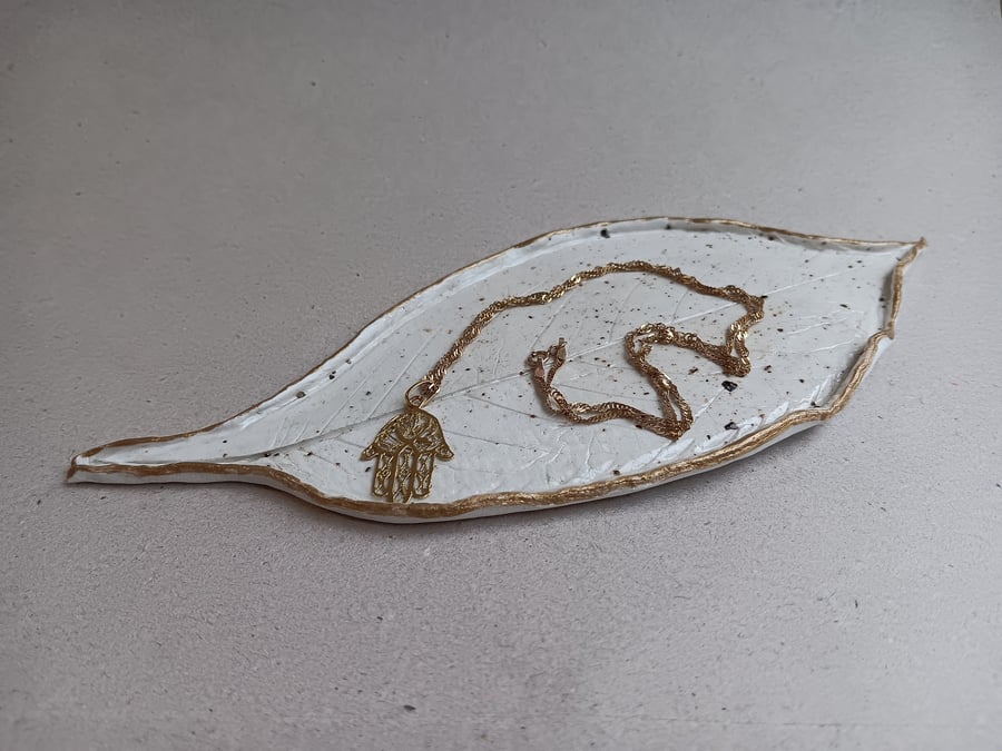 Leaf Shape Dish, Clay Catchall Dish - Trinket Dish - Jewellery Dish White Gold