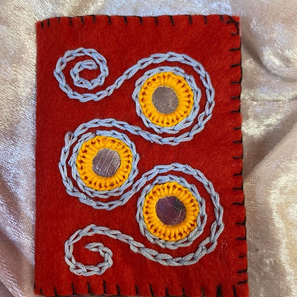 Needle Case - Felt hand sewing case with shisha embroidery