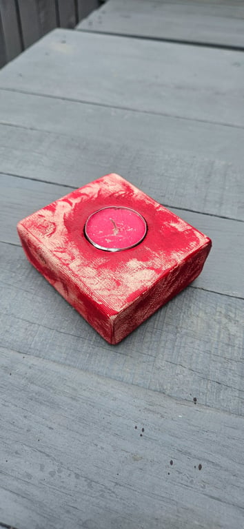 Tealight holder fire art