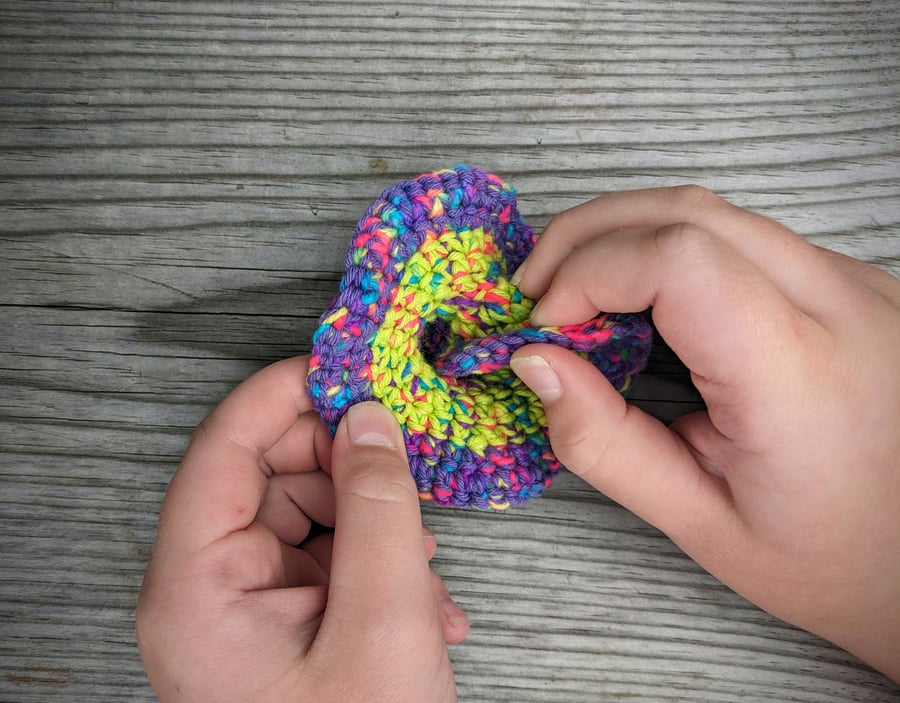 Infinity Fidget - purple and lime confetti - firm