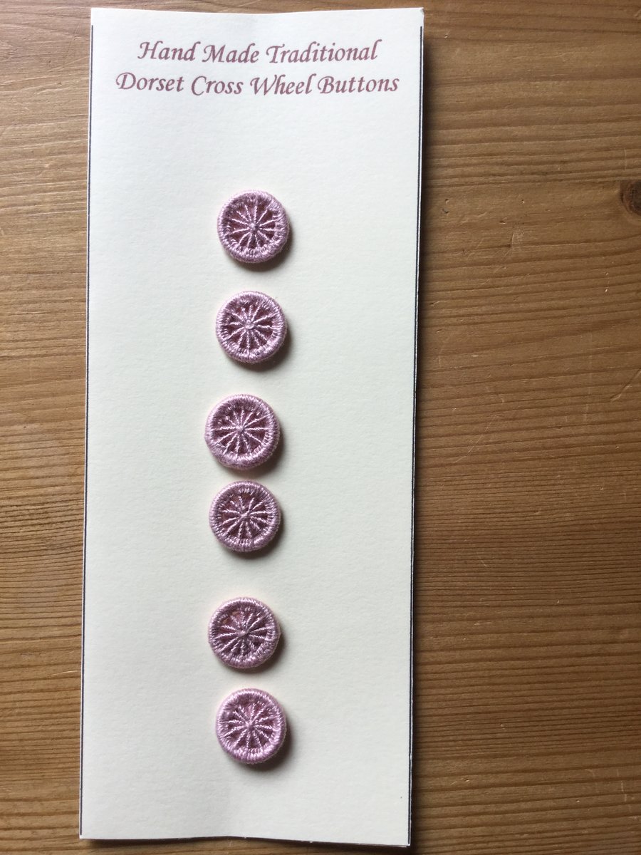 Set of 6, 15 mm, Traditional  Dorset Cross Wheel Buttons, Dusky Pink D6