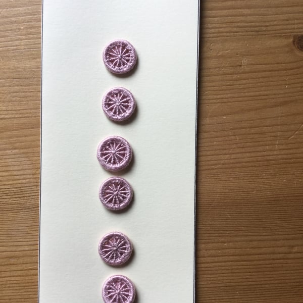 Set of 6, 15 mm, Traditional  Dorset Cross Wheel Buttons, Dusky Pink D6