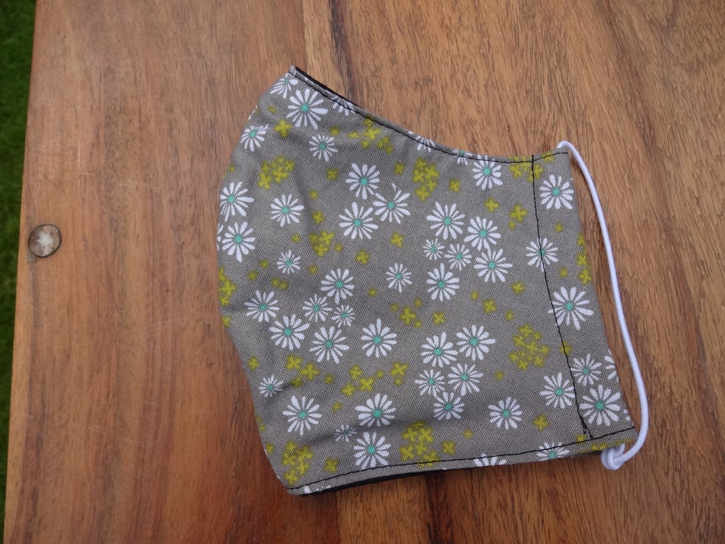 Face Mask size MEDIUM