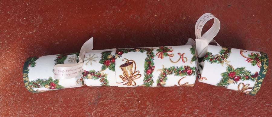 Homemade Christmas crackers, Green, white, wreaths and bells (9)